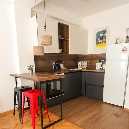 Διαμέρισμα Urban Luxury - Free Parking *