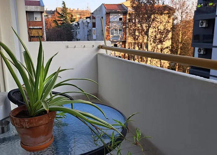 Urban Luxury - Free Parking * Скоп'є